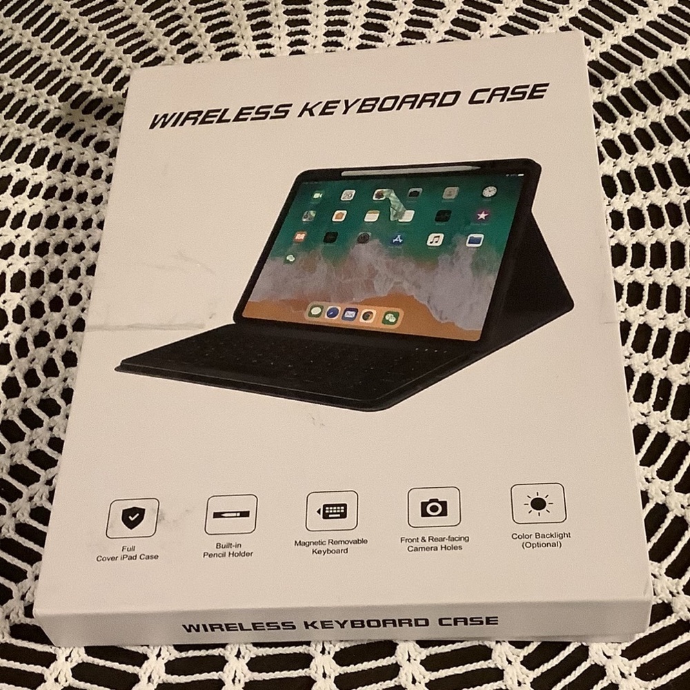 Wireless keyboard case
